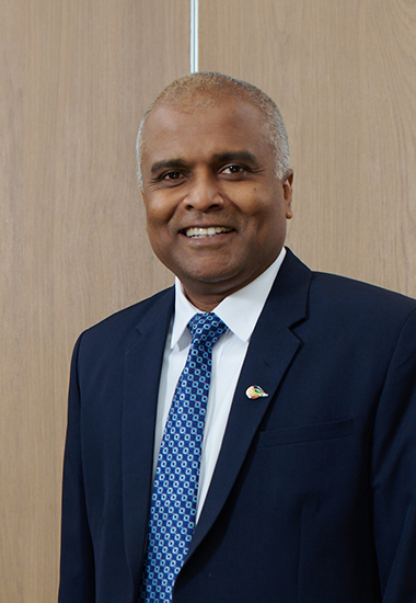 Aruna Deepthikumara Director / Group Chief Finance Officer