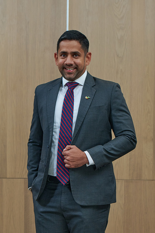 Hiran Samarasinghe Chief Growth Officer - Sunshine Holdings PLC